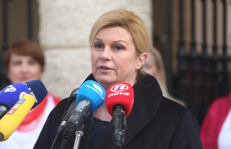 Predsjednica Kolinda Grabar-Kitarović premjestila svoj ured u Karlovačku županiju