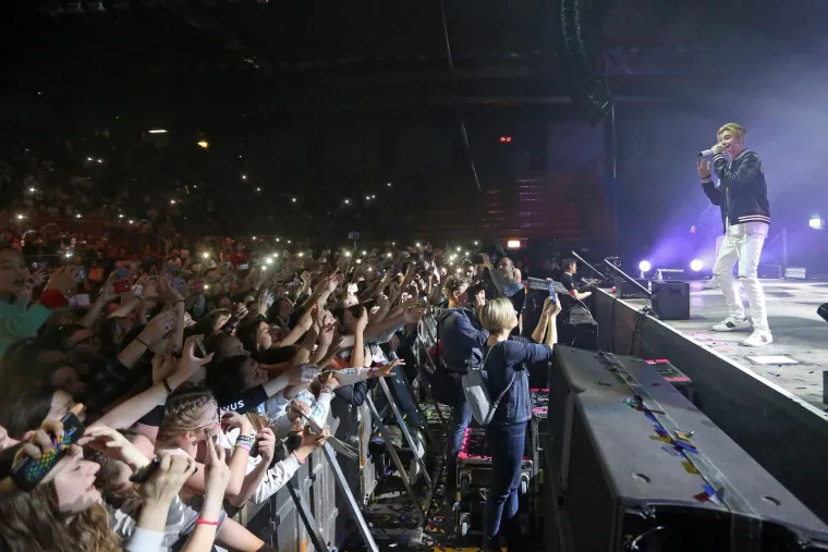 PLAVOKOSI BLIZANCI ZA KOJIMA LUDE HRVATSKE TINEJDŽERICE ZAPALILI ZAGREB: Zbog Marcusa i Martinusa vri&scaron;talo se od uzbuđenja