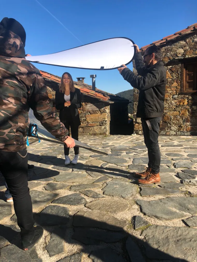 PODSJEĆA JE NA ISTRU: Franka Batelić u portugalskom selu snima eurovizijsku razglednicu