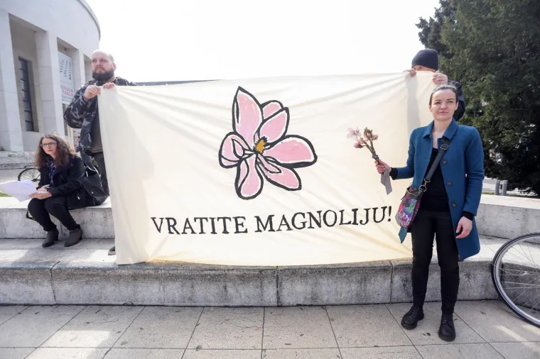 Inicijativa 'Vratite magnoliju' traži da se zaustavi daljnja devastacija Trga žrtava fa&scaron;izma