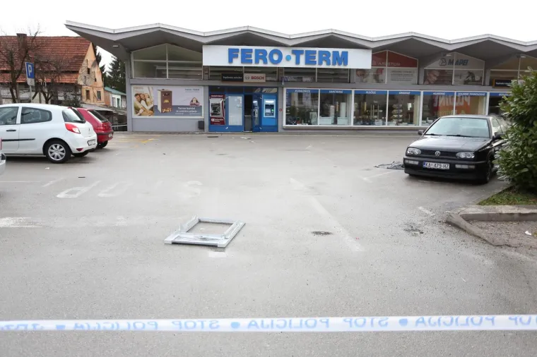 DETONACIJA PRENULA KARLOVČANE IZ SNA: Usred noći raznijeli bankomat