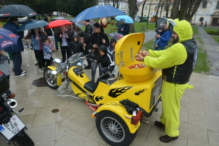 Uskrsni moto zečevi najveća su atrakcija ovih blagdana