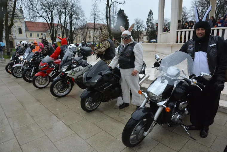 Uskrsni moto zečevi najveća su atrakcija ovih blagdana