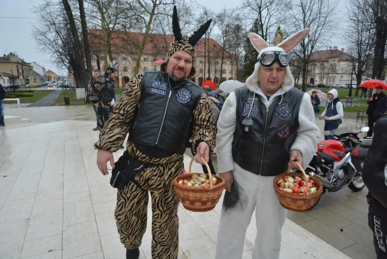 Uskrsni moto zečevi najveća su atrakcija ovih blagdana