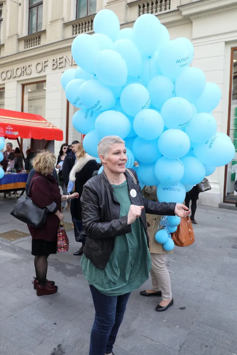 Pu&scaron;tanjem plavih balona obilježen Svjetski dan svjesnosti o autizmu
