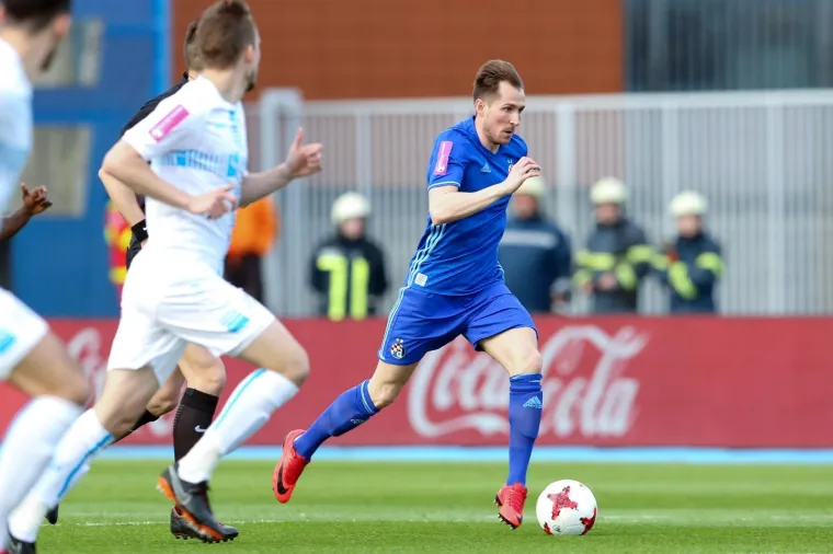 OSJETITE DA&Scaron;AK ATMOSFERE VELIKOG DERBIJA NA MAKSIMIRU: Nabrijano je i na terenu i na tribinama