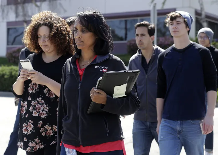 Pucnjava u sjedi&scaron;tu YouTubea: žena ranila troje i oduzela si život