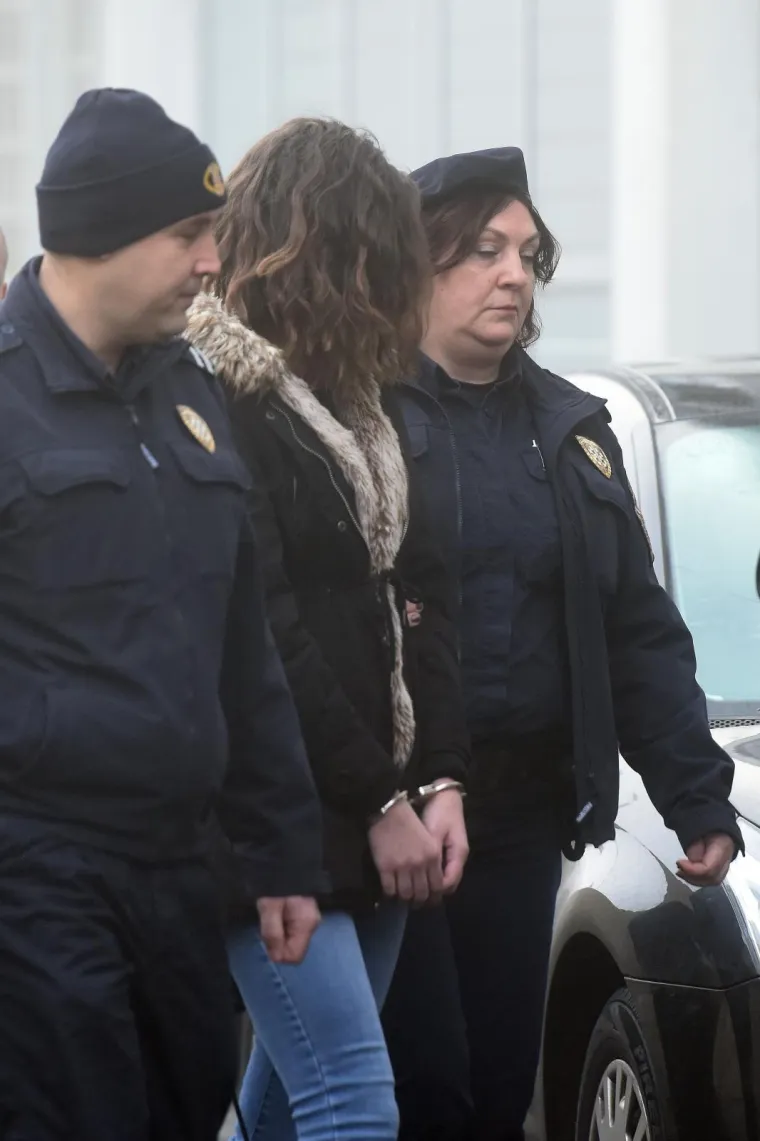 Varaždin: Policija dovodi Nu&scaron;u Bunić, optuženu za ubojstvo na nastavak suđenja