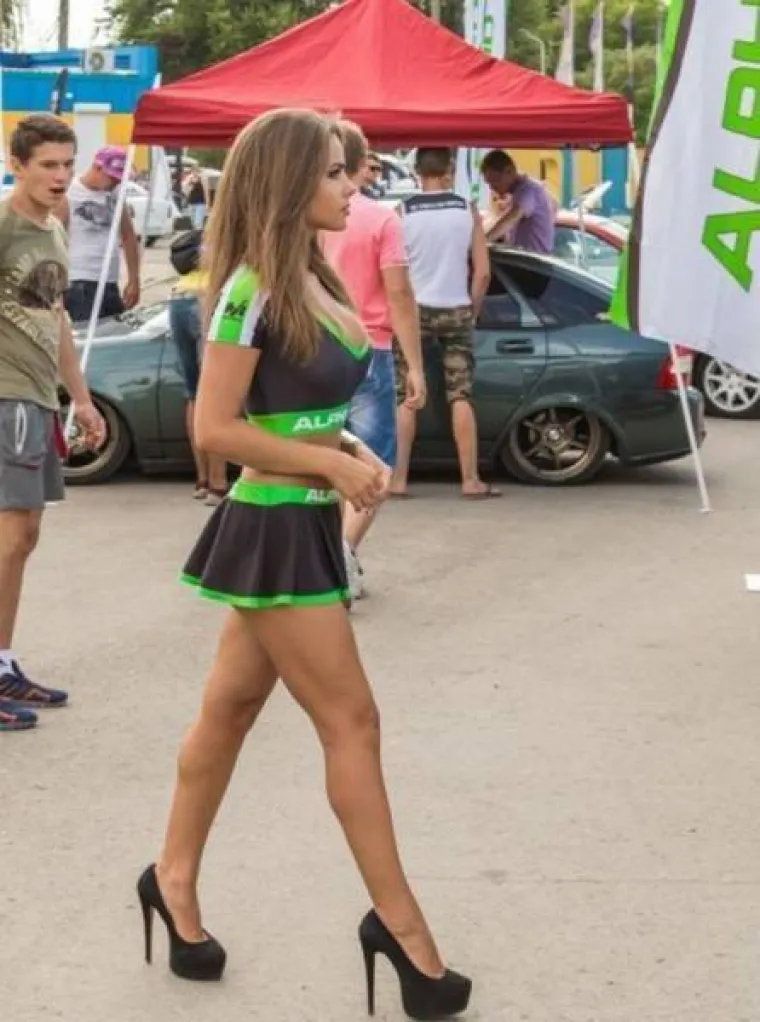 KADA BI POGLEDI MOGLI UBIJATI, ONE BI BILE NA DOŽIVOTNOJ ROBIJI: Ne mogu sakriti ljubomoru, pogled sve otkriva