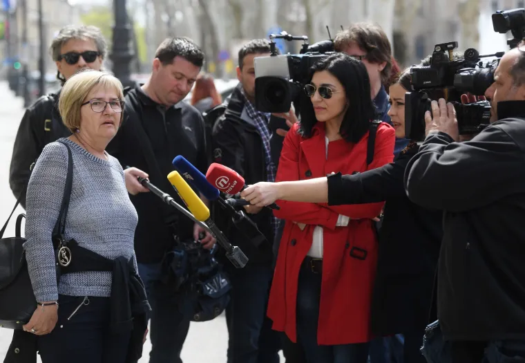 Na fotografiji: baka ubijene Kristine Krupljan