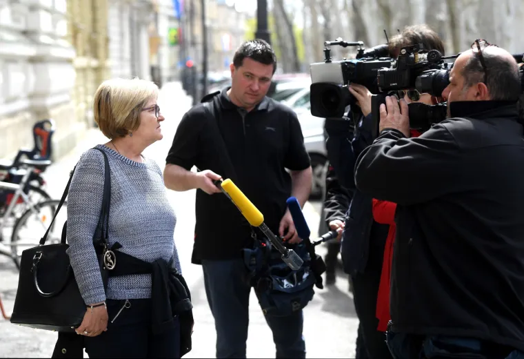 Na fotografiji: baka ubijene Kristine Krupljan