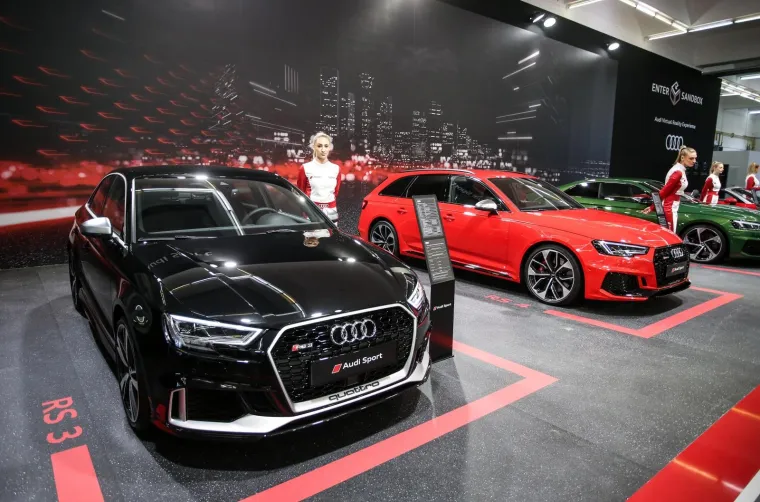 ZAGREB AUTO SHOW OTVORIO SVOJA VRATA: Ovdje pogledajte divote koje su izložene za Zagrebačkom velesajmu