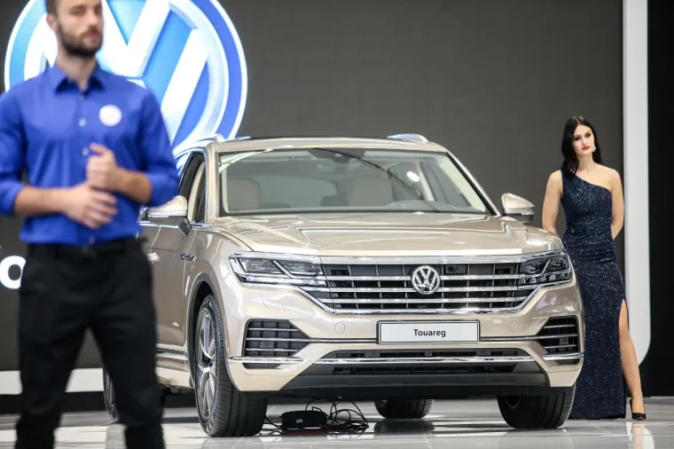 ZAGREB AUTO SHOW OTVORIO SVOJA VRATA: Ovdje pogledajte divote koje su izložene za Zagrebačkom velesajmu