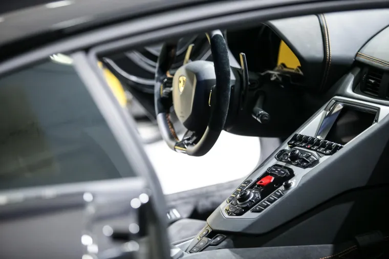 ZAGREB AUTO SHOW OTVORIO SVOJA VRATA: Ovdje pogledajte divote koje su izložene za Zagrebačkom velesajmu