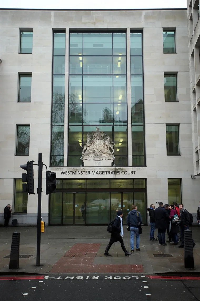 TODORIĆ U PRATNJI SURPUGE STIGAO NA SUD U LONDONU: Hoće li ga izručiti Hrvatskoj?