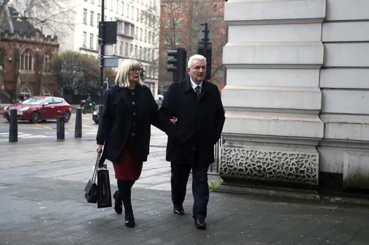 TODORIĆ U PRATNJI SURPUGE STIGAO NA SUD U LONDONU: Hoće li ga izručiti Hrvatskoj?