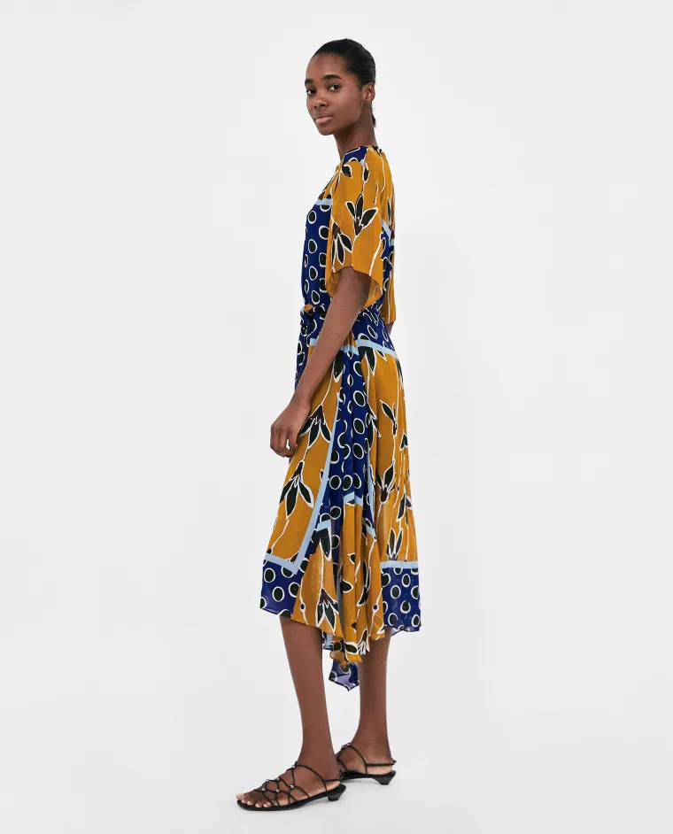 Midi haljina s remenom, Zara, 549,90 kuna