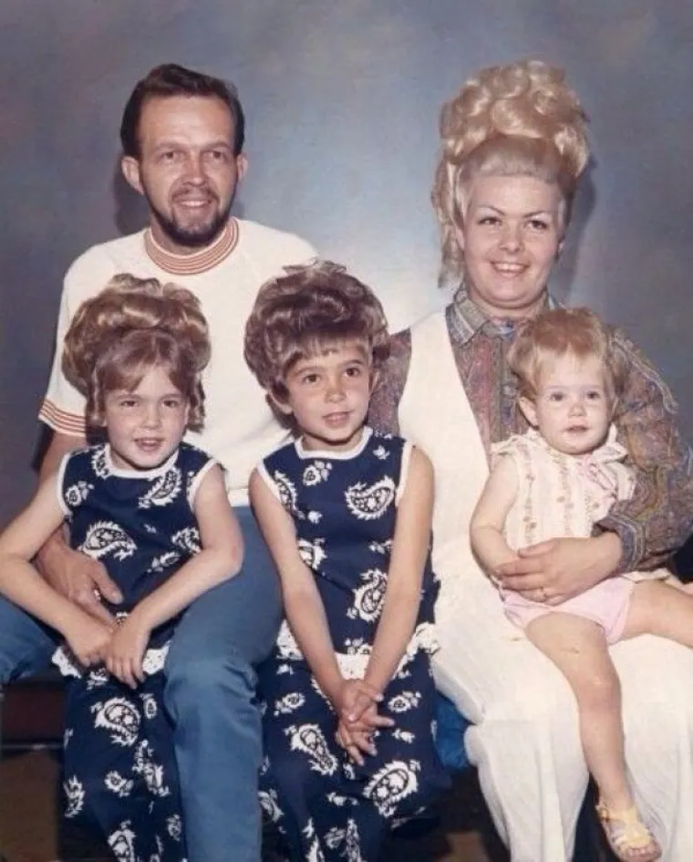 VA&Scaron;E MAME I BAKE NE ŽELE DA OVO VIDITE: Neki ih krive za ozonsku rupu, no zločin protiv mode jo&scaron; je veći