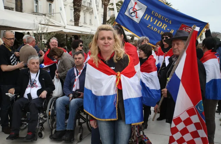 U četvrtak je na splitskoj Rivi održao prosvjed građanske inicijative 'Hrvatska protiv Istanbulske konvencije'.