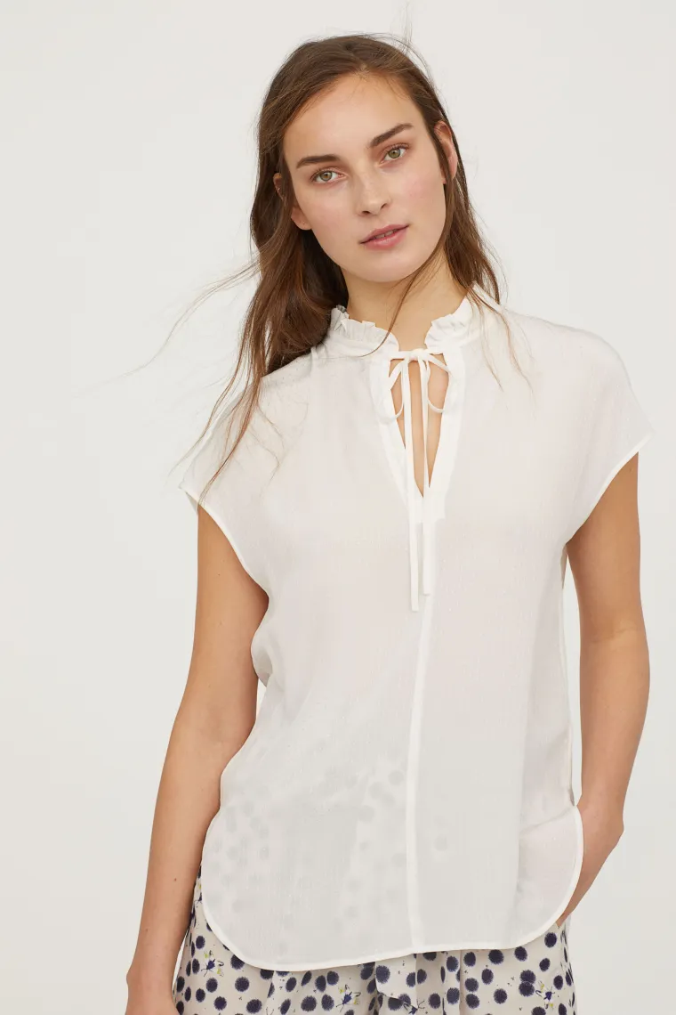 Lagana bijela bluza kratkih rukava, H&amp;M, 148,50 kuna