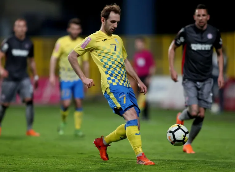 Hajduk uvjerljiv u Zapre&scaron;iću