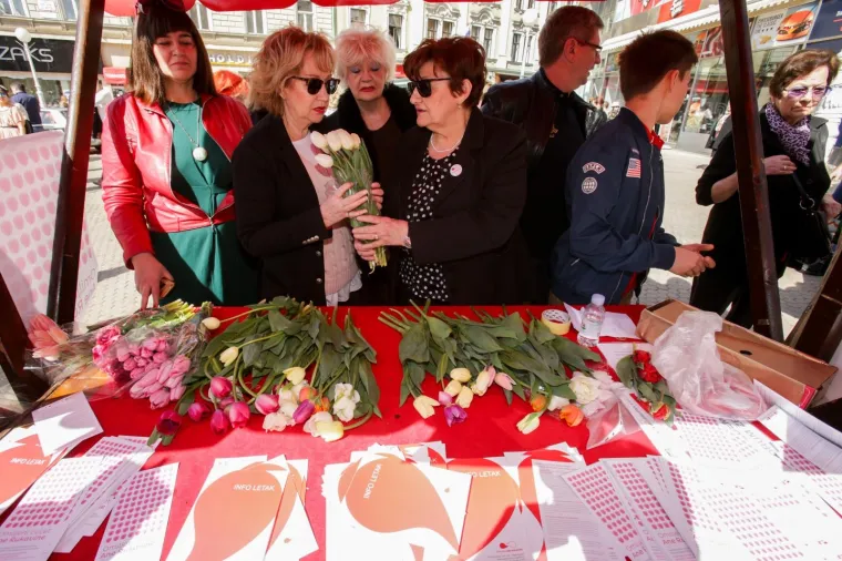 Tradicionalna humanitarna akcija 'Omiljeni cvijet Ane Rukavine'