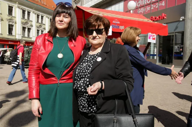 Tradicionalna humanitarna akcija 'Omiljeni cvijet Ane Rukavine'