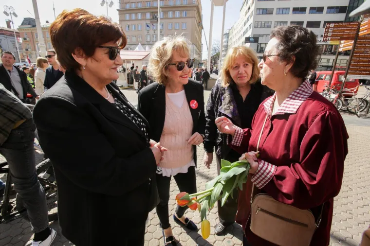 Tradicionalna humanitarna akcija 'Omiljeni cvijet Ane Rukavine'