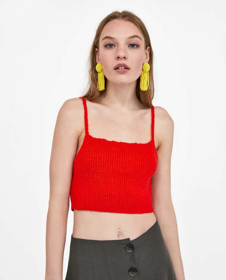 Crveni pleteni top, Zara, 99,90 kuna