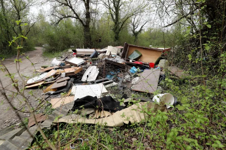 Zagrebačkom Holdingu promaknulo divlje odlagali&scaron;te na Savskoj Opatovini
