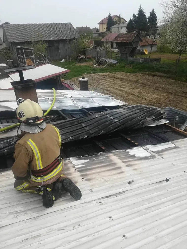 Bizarnost kod Ludbrega: krenuo spremiti ro&scaron;tilj pa zapalio ljetnu kuhinju i umalo cijelu kuću