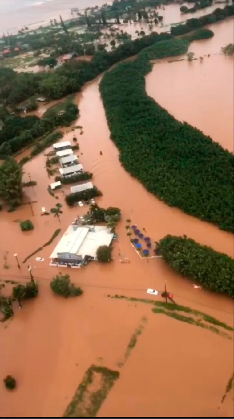 Potresni prizori nakon razorne ki&scaron;e na Havajima: na stotine ljudi evakuirano