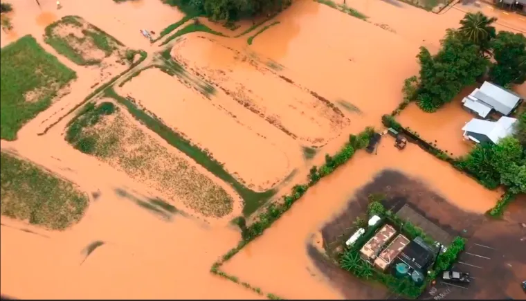 Potresni prizori nakon razorne ki&scaron;e na Havajima: na stotine ljudi evakuirano