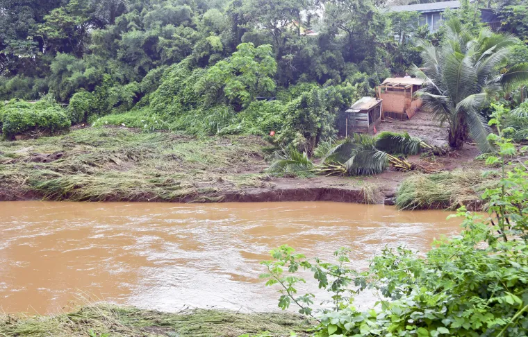 Potresni prizori nakon razorne ki&scaron;e na Havajima: na stotine ljudi evakuirano
