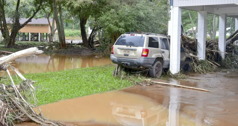 Potresni prizori nakon razorne ki&scaron;e na Havajima: na stotine ljudi evakuirano