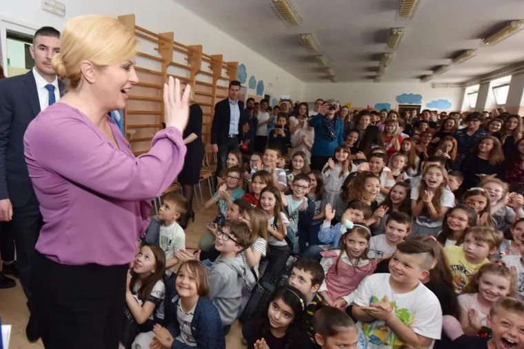 Predsjednica Kolinda Grabar Kitarović posjetila Osnovnu &scaron;kolu Fausta Vrančića u &Scaron;ibeniku