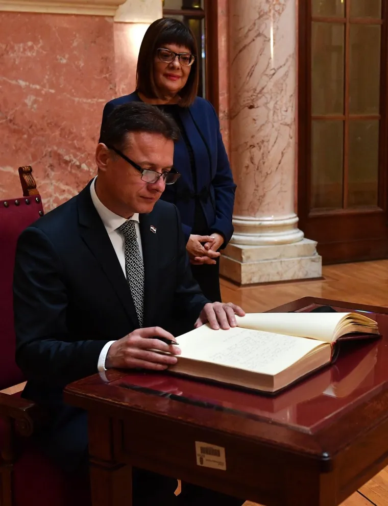 Predsjednik Hrvatskoga sabora sastao se s predsjednicom Narodne skup&scaron;tine u Beogradu