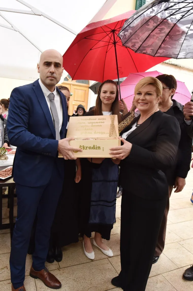 Skradin: Predsjednica se susrela s gospodarstvenicima &Scaron;ibensko-kninske županije