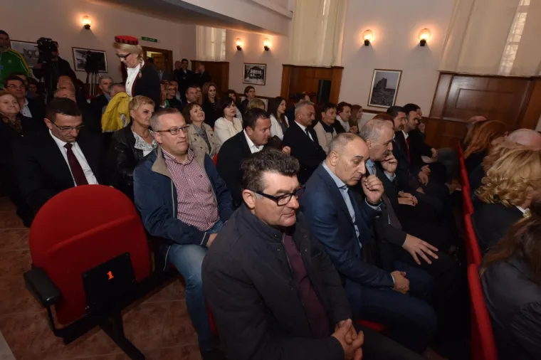 Skradin: Predsjednica se susrela s gospodarstvenicima &Scaron;ibensko-kninske županije