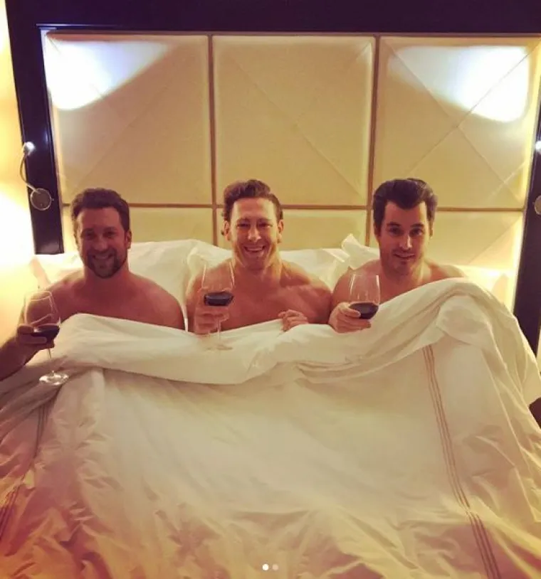 Fotke frajera u 'ženskim' pozama nasmijat će vas do suza