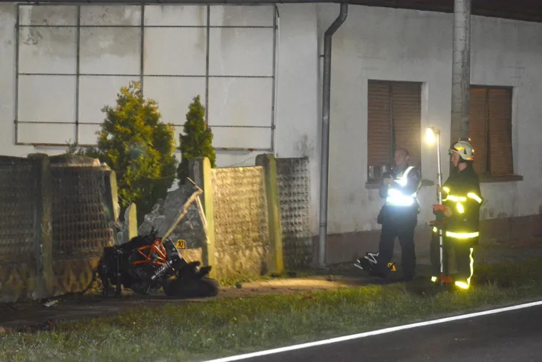 TRAGEDIJA U PODRAVINI: Zabio se u policijski automobil tijekom očevida nesreće u kojoj je poginuo motociklist