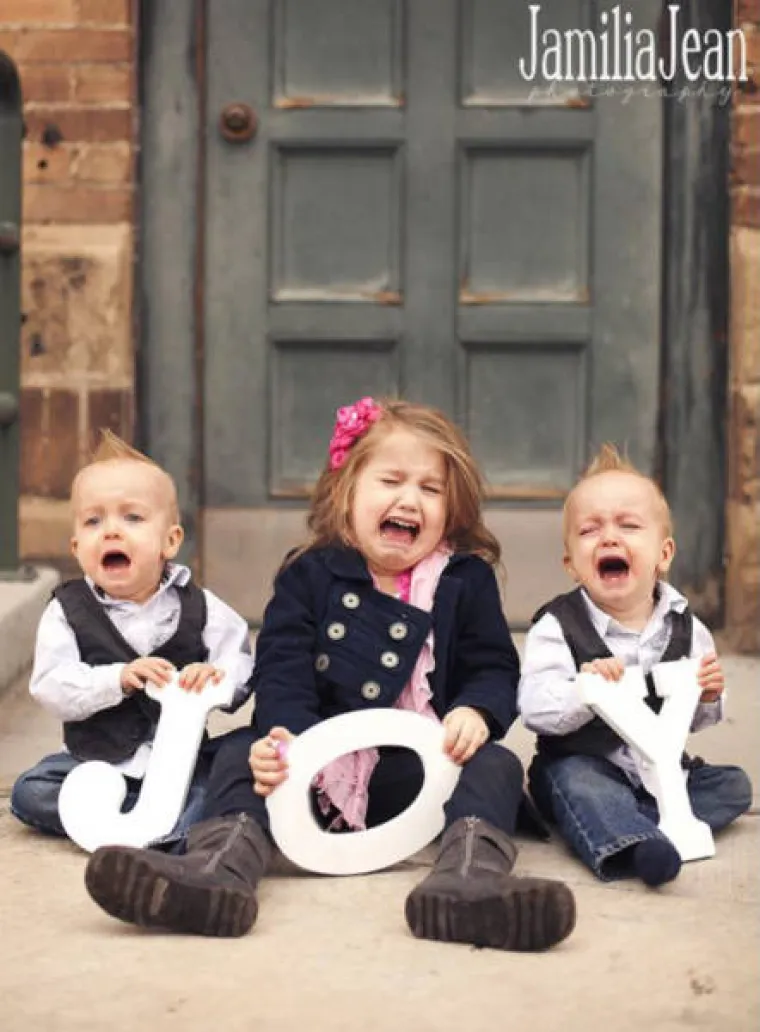 RODITELJI POKU&Scaron;ALI OPONA&Scaron;ATI SLIKE IZ REKLAMA: Na kraju samo osramotili sebe i rasplakali djecu