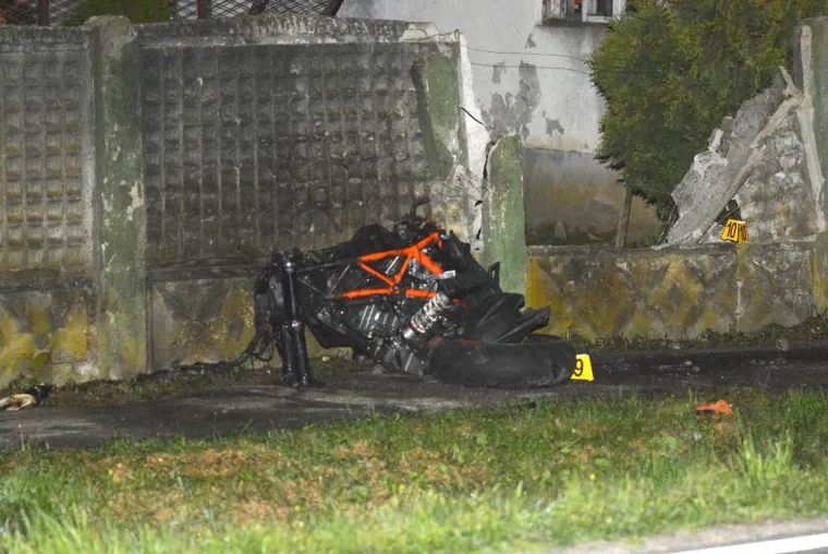 Zabio se u policijski automobil tijekom očevida u kojemu je poginuo motociklist