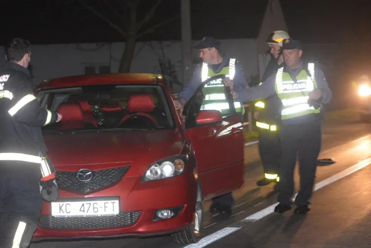 Zabio se u policijski automobil tijekom očevida u kojemu je poginuo motociklist
