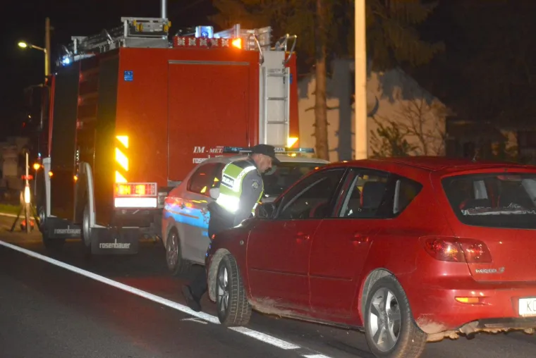 Zabio se u policijski automobil tijekom očevida u kojemu je poginuo motociklist