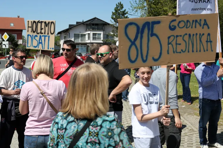 U Resniku održan prosvjed protiv izgradnje Centra za otpad i spalionice