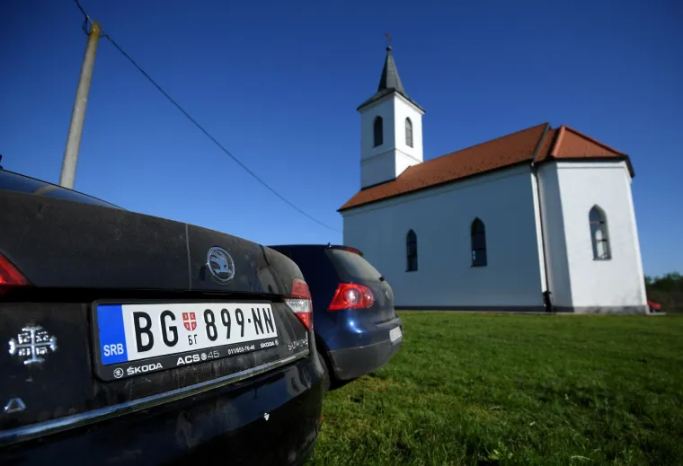 Patrijarh srpski Irinej blagoslovio obnovljeni Hram Svetog proroka Ilije u mjestu Mlaka