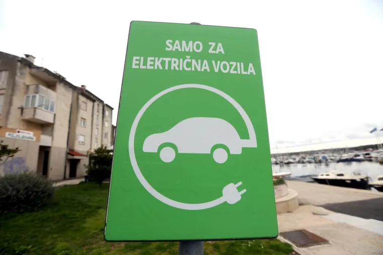 Država će sufinancirati kupnju električnog vozila
