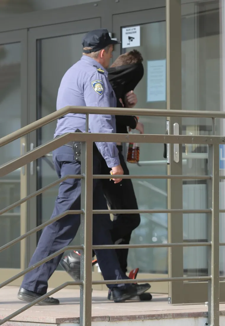 MLADI HAKER IZ ZAPRE&Scaron;IĆA PRIVEDEN NA ŽUPANIJSKI SUD: Napadao je internetske stranice iz cijelog svijeta