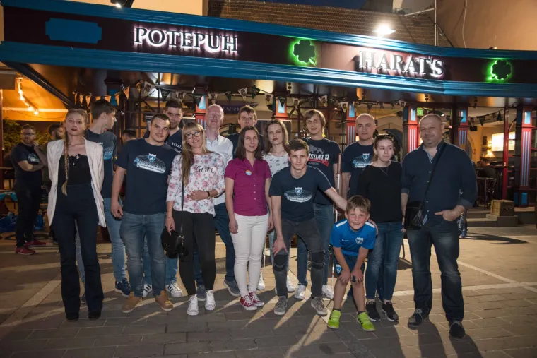 UZELI TACNE I PREGAČE U RUKE I NAPRAVILI ŠOU: Evo zašto danas svi pričaju o Futsal Dinamu